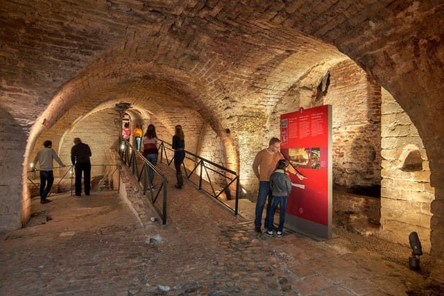 Historic Coudenberg Palace lapidary: atmospheric venue for VIP tours and private receptions.