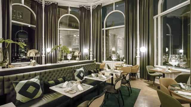 Banquet hall