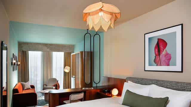 Hotel bar in The Hoxton, Brussels, ideal for business events and conferences with modern decor.