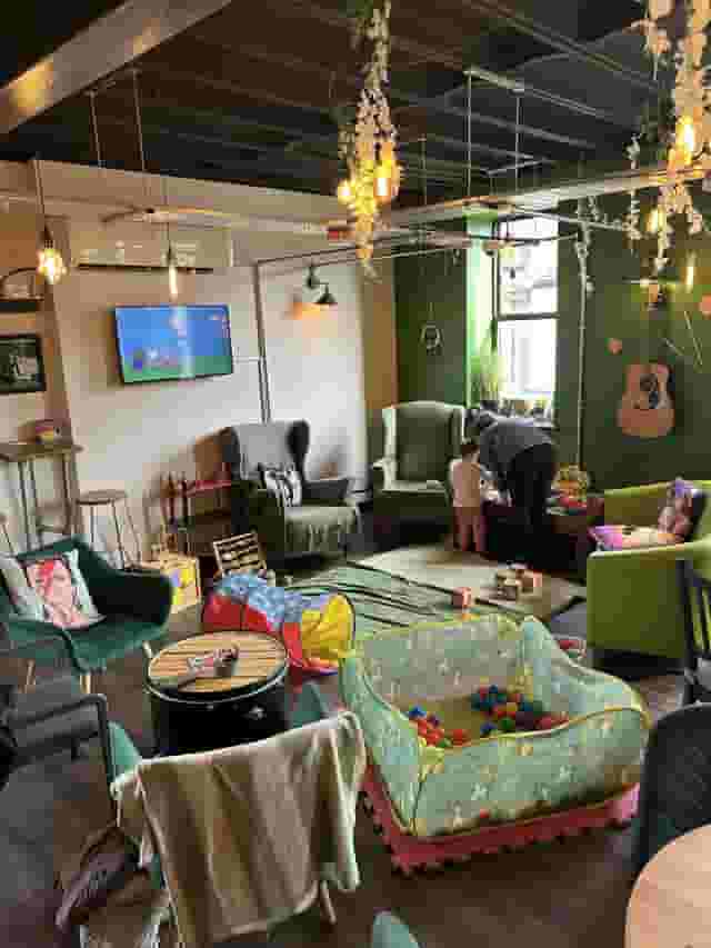 Live Room