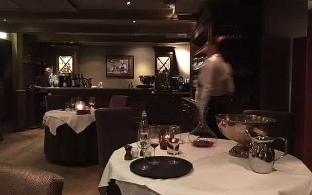 Intimate Chambre Separée at Feinschmecker for exclusive VIP dining and executive events.