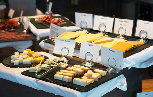 Professional catering display at Thon Hotel Ullevaal Stadion conference room for event planning.