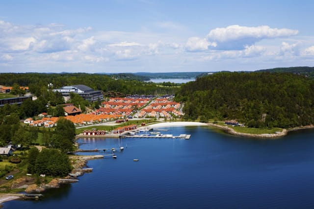 Hybrid Studio in Oslofjord: waterfront corporate retreat for incentive travel and offsite events.