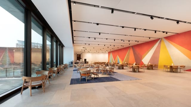 Salongen at Nasjonalmuseet: Art-filled space for corporate networking events and workshops.