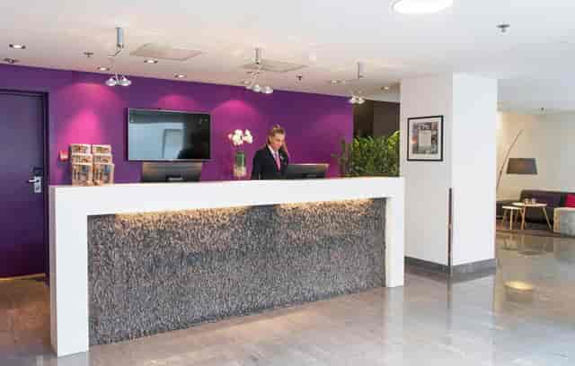 Modern Thon Hotel Panorama reception for professional conference event branding.