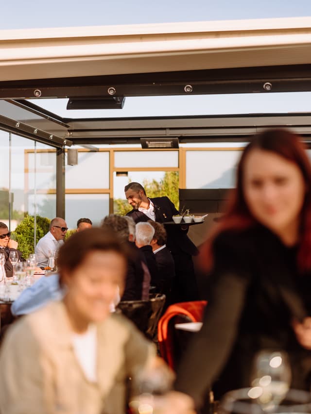 rooftop bar