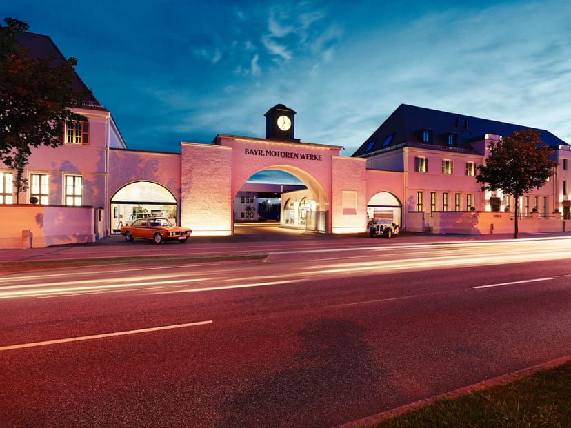THE CLOUD venue in Käfer: iconic event space for premium automotive launches and corporate receptions.