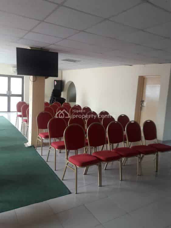 The Victoria and Rebecca Seminar Room