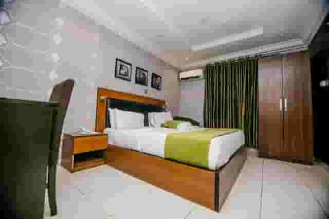 Suite Room