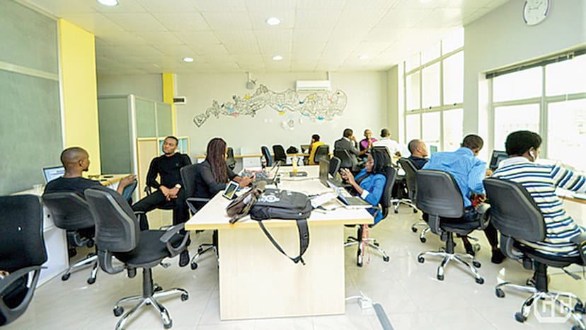 Open-plan coworking space for collaborative workshops and corporate team building sessions.