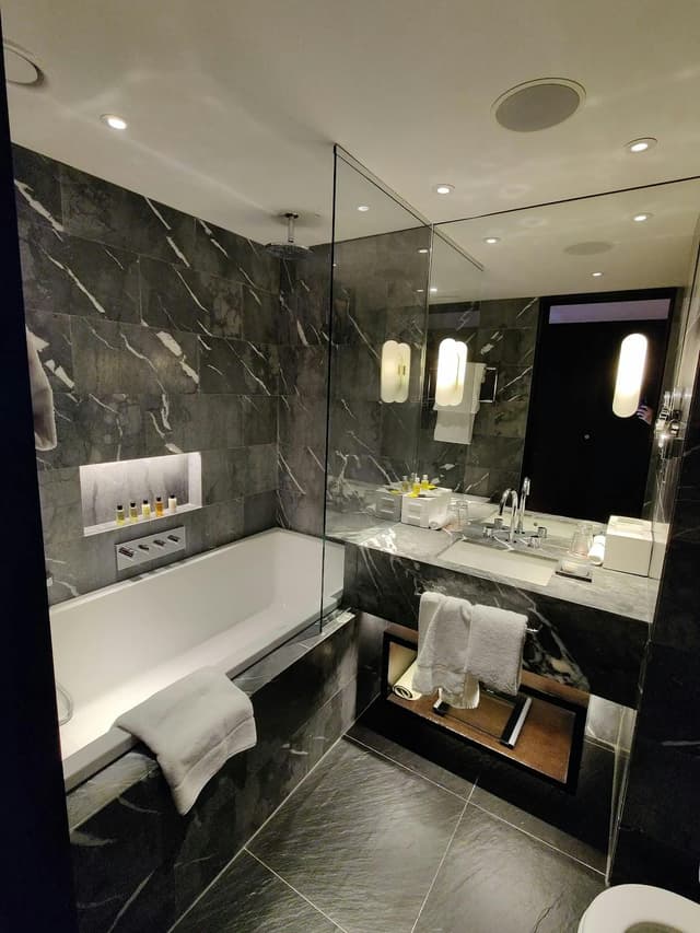 South Place Hotel