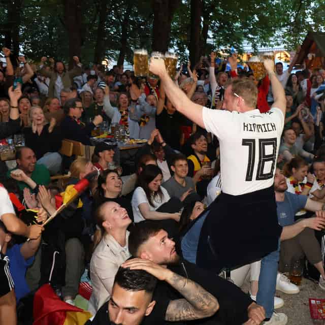 Public Viewing