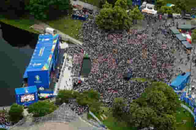 Public Viewing