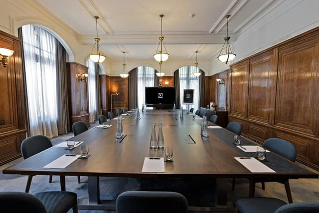 30 Euston Square