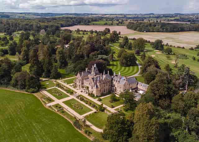 Orchardleigh House luxury estate for corporate retreats and exclusive incentive events.
