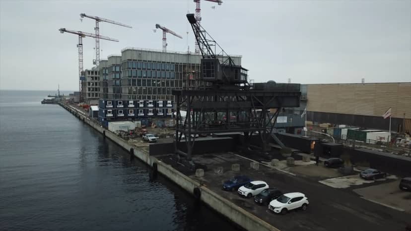 THEGLASSBOX at THEKRANE: industrial construction site for site inspections and events.