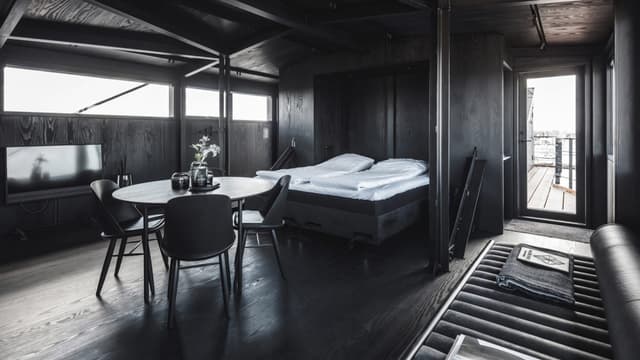 THEKRANEROOM
