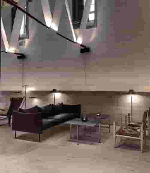 bar