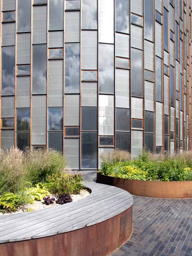 Life Science House