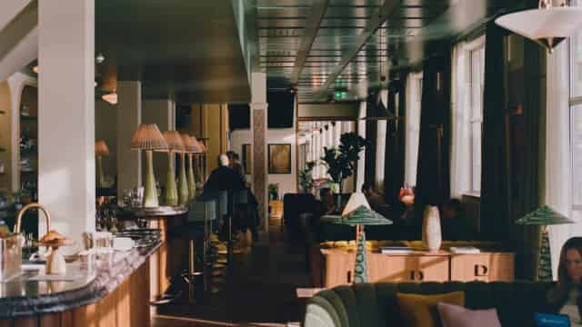 Customs Room