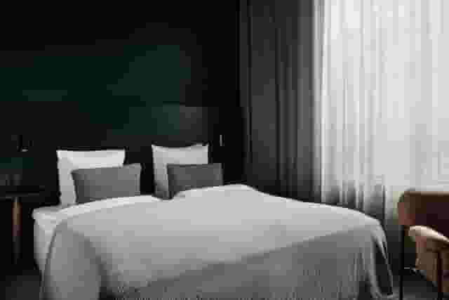 MEETING ROOM – GRAND