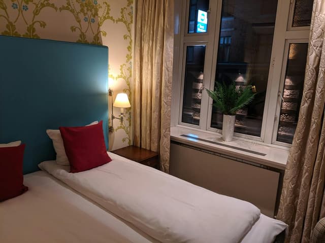 Hotel Mayfair