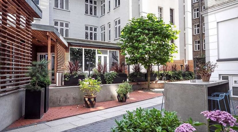 Hotel Mayfair outdoor garden: urban breakout space for networking events and corporate lunches.