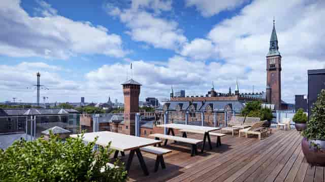 Premium Hotel Danmark rooftop venue for corporate retreats and networking events with city views.