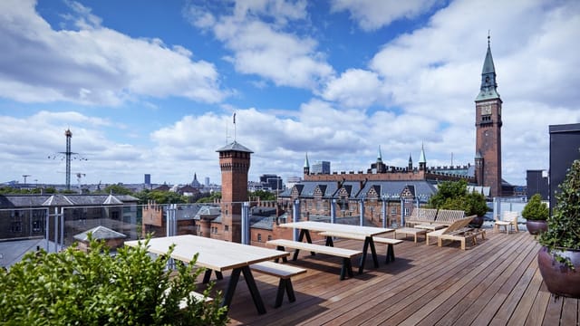 Premium Hotel Danmark rooftop venue for corporate retreats and networking events with city views.