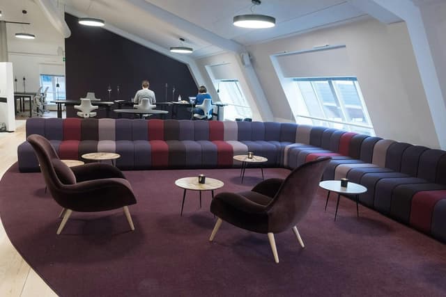 business lounge