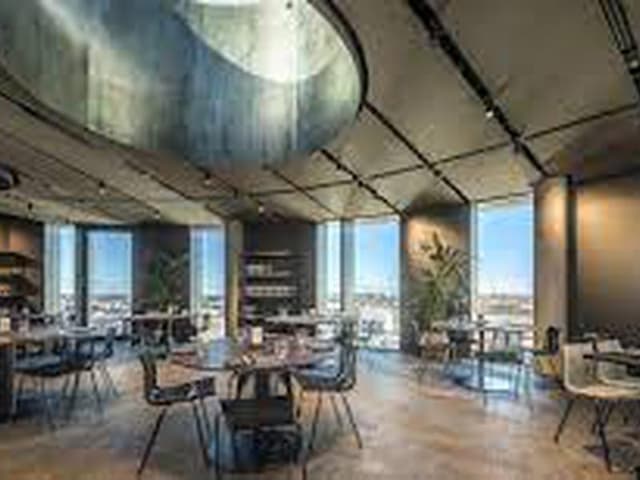 Cocktail bar