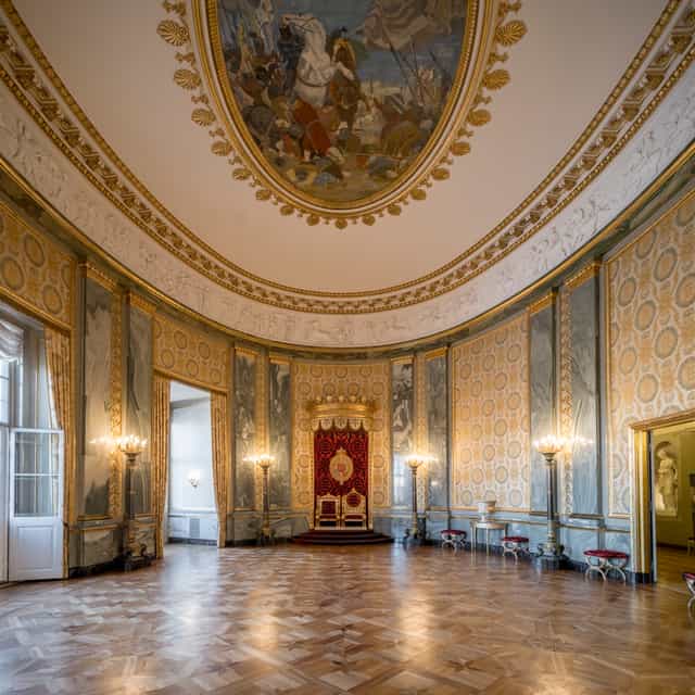 Ornate Prinsessegemakket at Christiansborg Slot, historic gala and VIP dinner venue.