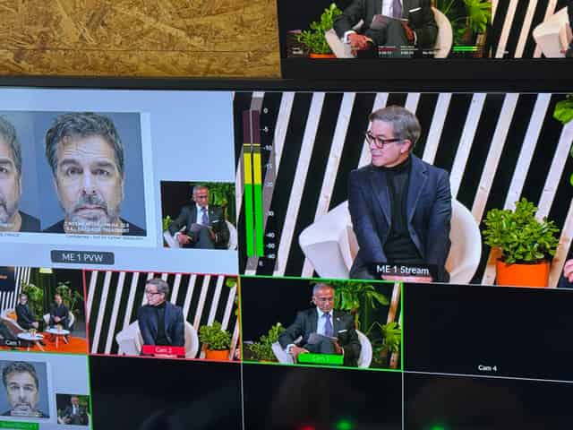 LiveFRAME