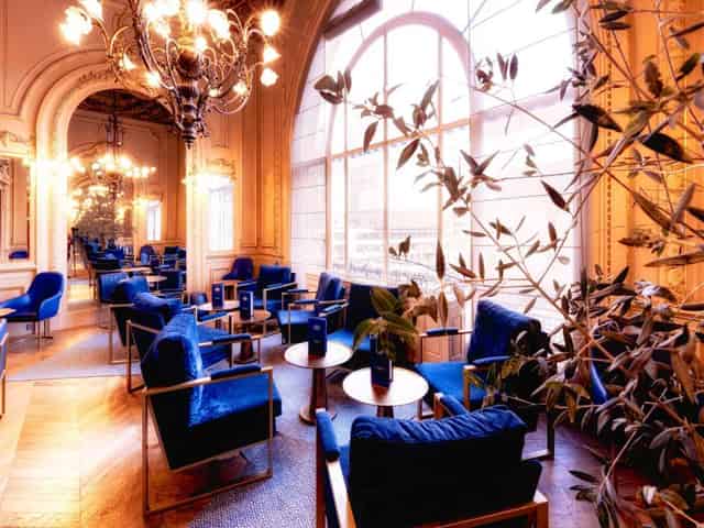 Le Train Bleu