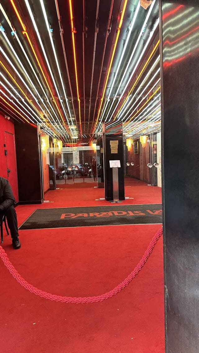 The Mezzanine at Paradis Latin: Red carpet foyer entrance for corporate events and gala parties.