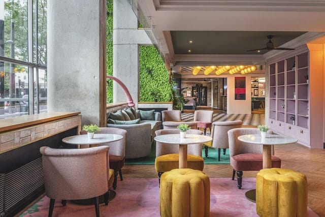 ReMIX Hotel bar: versatile breakout lounge for conference coffee breaks and networking events.