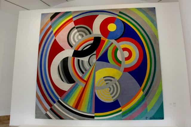 Robert Delaunay room with bold geometric art at Musée d'Art Moderne, ideal for event space branding.