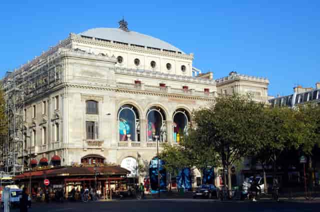 Grande Salle at Théâtre du Châtelet: historic architecture for gala and product launch events.