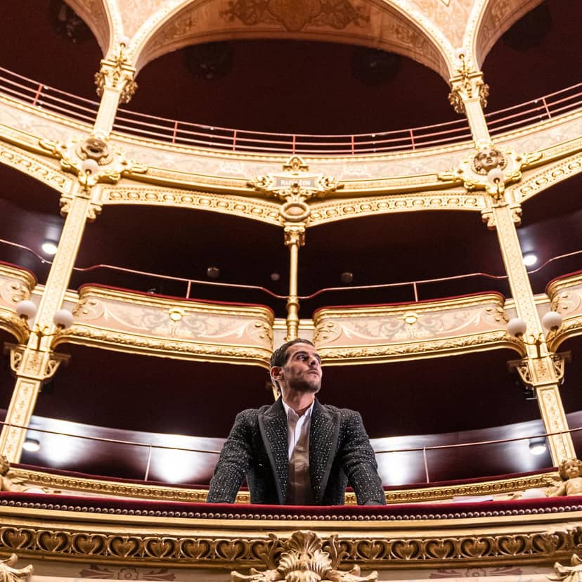 Premium Théâtre du Châtelet studio for keynote sessions and VIP corporate events.