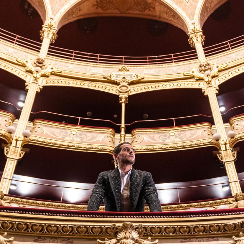Premium Théâtre du Châtelet studio for keynote sessions and VIP corporate events.