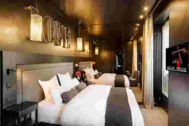Lounge-bar
