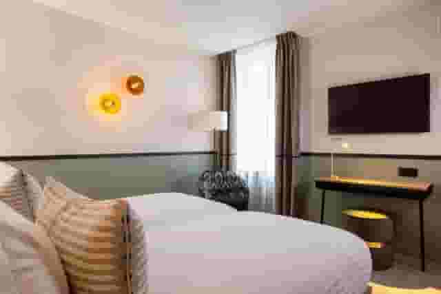 Rooms & Suites