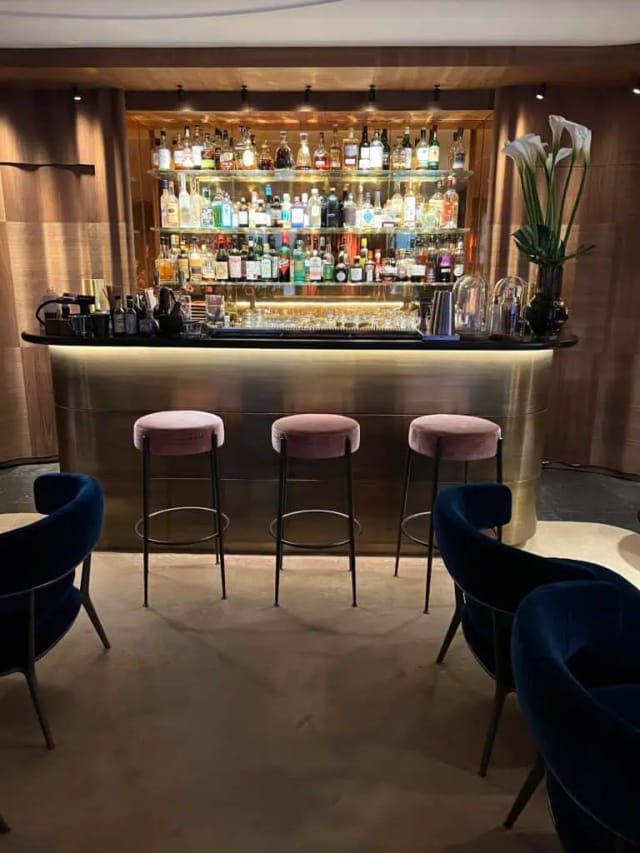 Upscale Parisian hotel bar lounge for VIP hospitality and cocktail networking events.