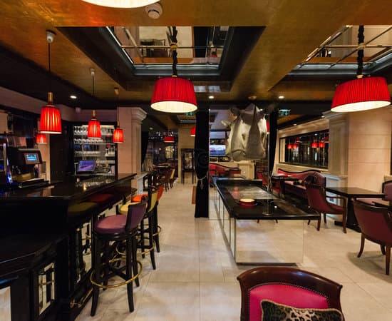 restaurant