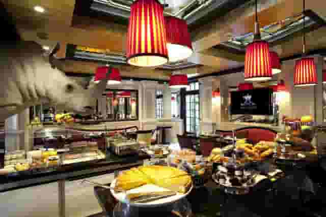 restaurant
