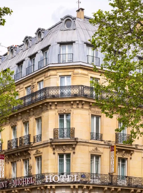 Hotel | Hôtel Royal Saint-Michel | Charming hotel in Paris