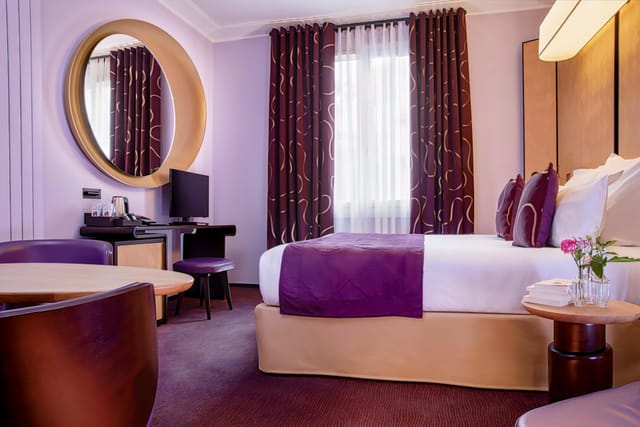 VIP guest suite at Maison FL with dedicated work zone for business meetings and corporate events.