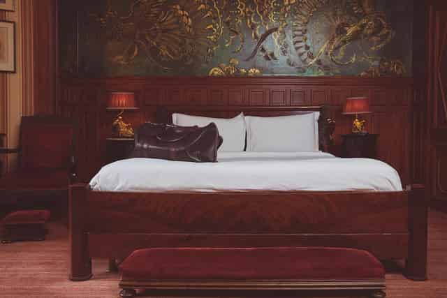 L'Hotel