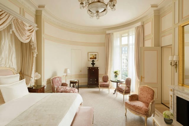 Ritz Paris - >Ritz Paris</a>