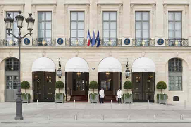 Ritz Paris meeting room with elegant architecture for luxury corporate summits and incentive events.